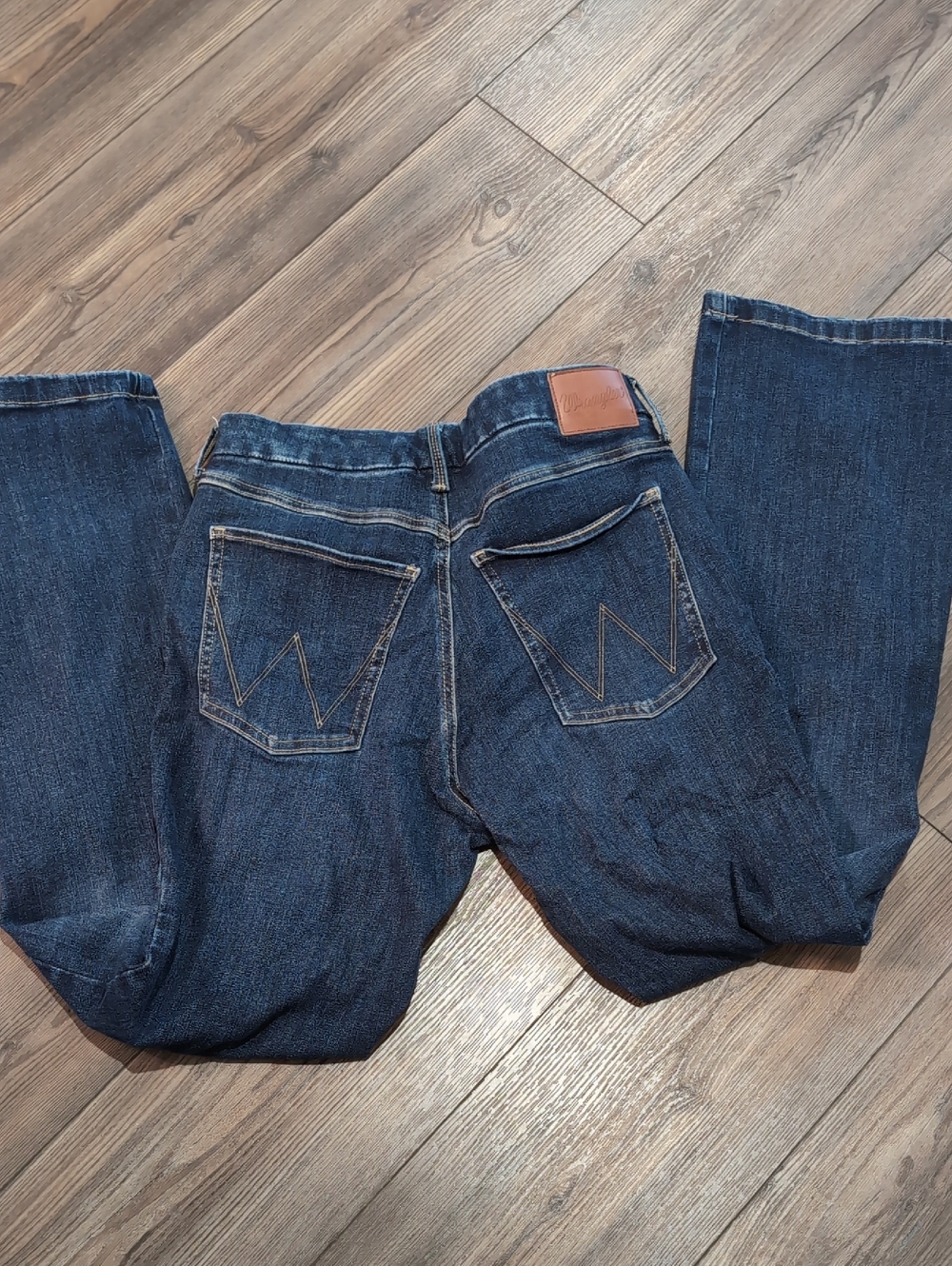 Wrangler Women's Bespoke Bootcut Jeans - Picture 5 of 5